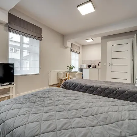 Platinum 18 Apartment