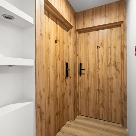 Platinum 18 Z Aneksem Kuchennym I Tarasem - 3 Lozka Apartment Rybnik (Silesia)